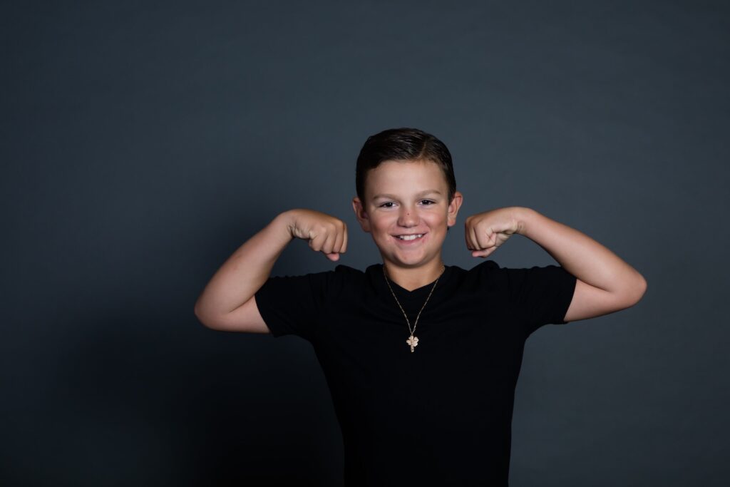 Carter flexing his muscles